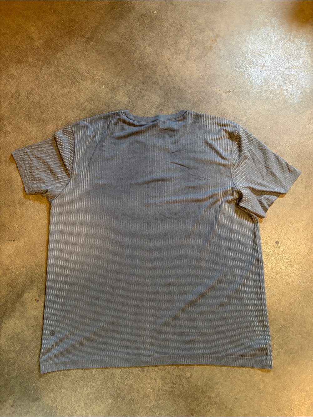 Lululemon Men’s Vent Metal Tech Short Sleeve Shirt - Picture 4 of 7